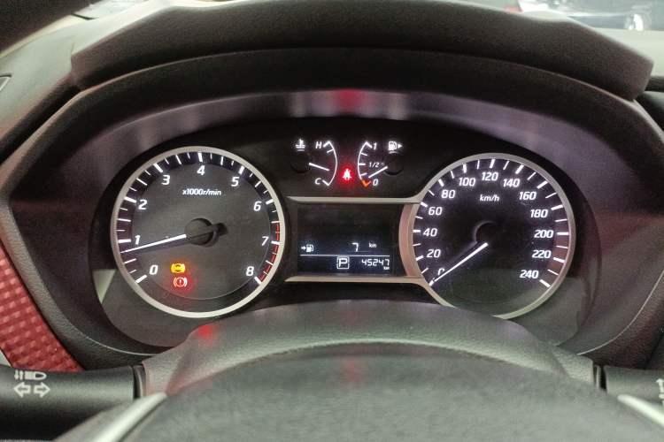 Used Nissan Lannia 2016 1.6L CVT Cool Edition
