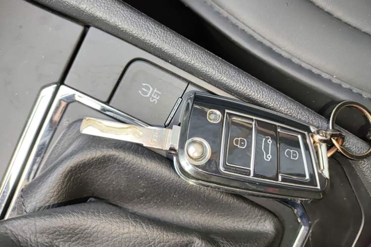 Used Volkswagen Lamando 2019 230TSI DSG Vision Edition China VI Standard
