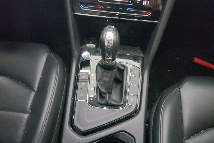 Used Volkswagen Tharu 2021 280TSI Two-Wheel-Drive Luxury Plus Edition
