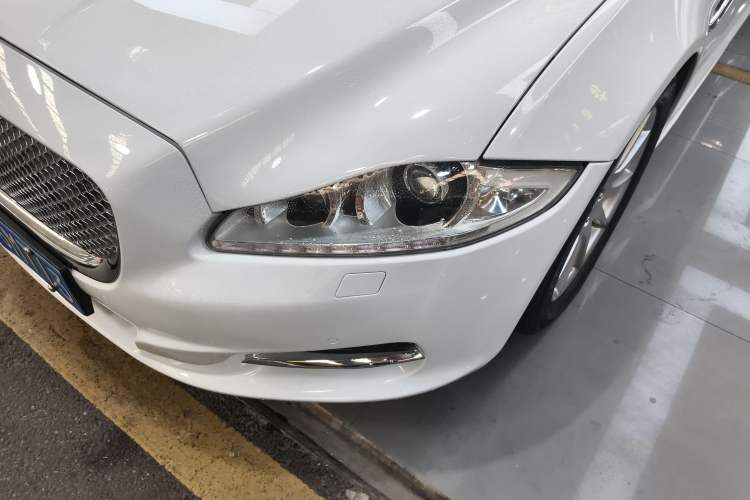 Used Jaguar XJ 2015 XJL 3.0 SC Two-Wheel-Drive Panoramic Business Edition