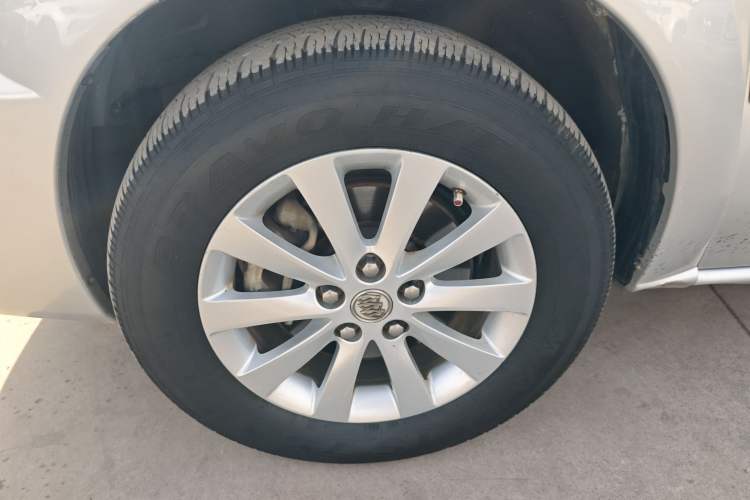 Used Buick GL8 2014 2.4L Classic Edition