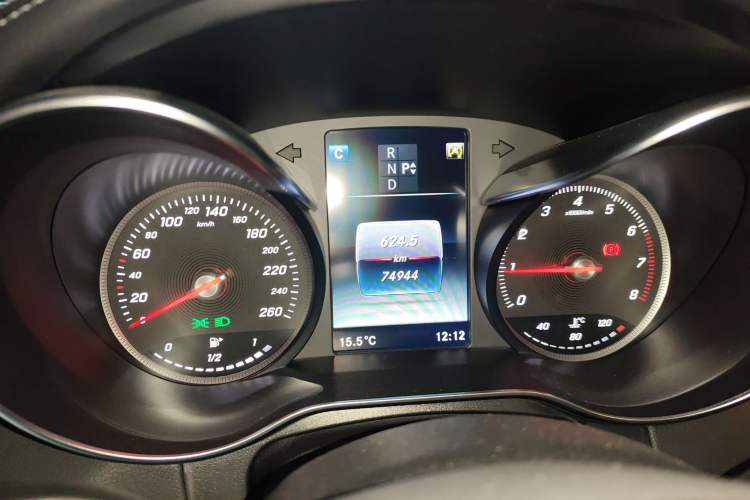 Used Mercedes-Benz GLC 2017 GLC 260 4MATIC Luxury Model