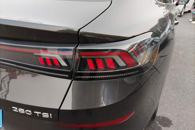 Used Volkswagen Lamando 2023 Lavida L 280TSI DSG Cool & Spicy Edition