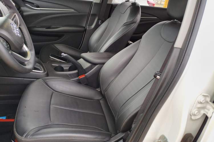 Used Buick Excelle GX 2018 18T Automatic Elite Model
