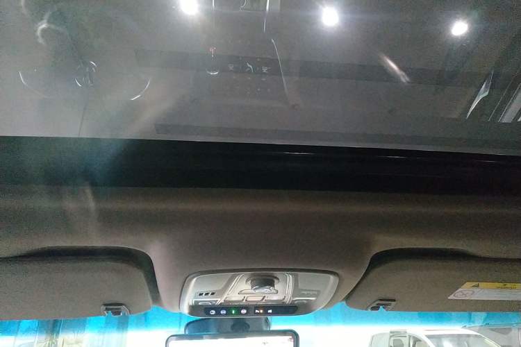 Used Buick GL8 2020 ES Land Cruiser 653T Luxury Model