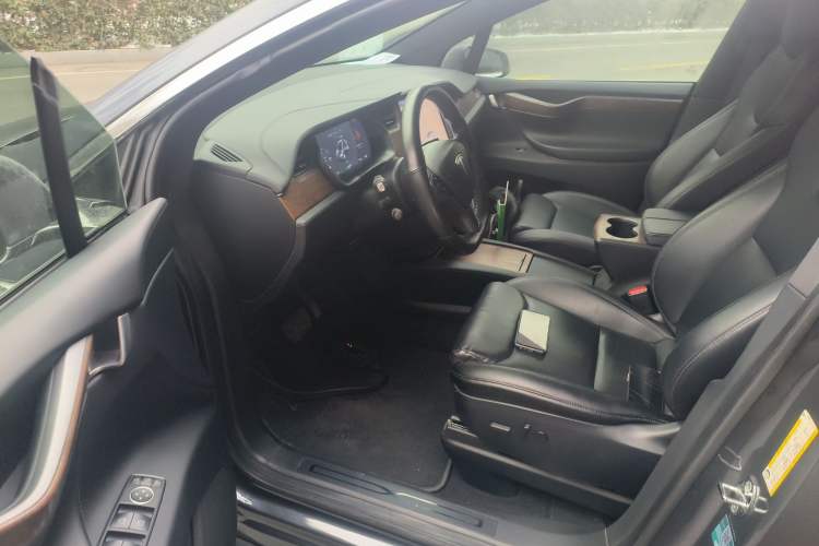 Used Tesla Model X 2019 Long-Range Version
