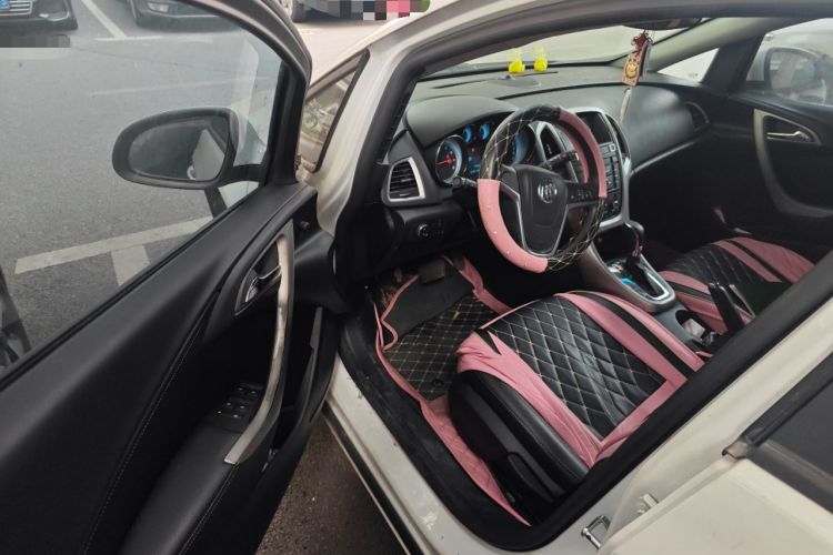 Used Buick GT 2013 XT 1.6L Automatic Fashion Edition