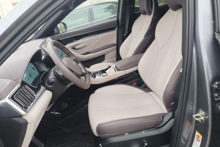 Used BYD Song PLUS New Energy 2025 EV Intelligent Driving Version 520km Premium Model
