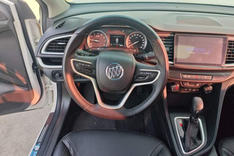 Used Buick GT 2018 18T Automatic Elite Model
