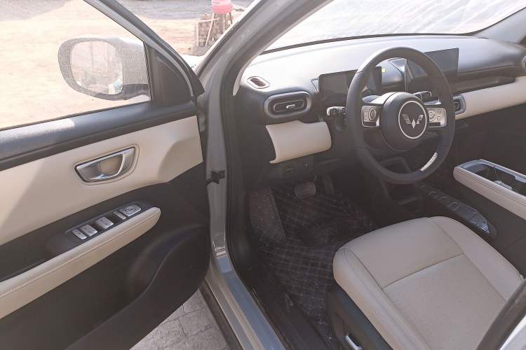 Used Wuling Bingo PLUS 2024 401 km Range 5-Seater Version