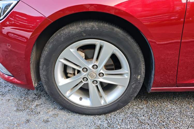 Used Buick Regal 2017 20T Luxury Model
