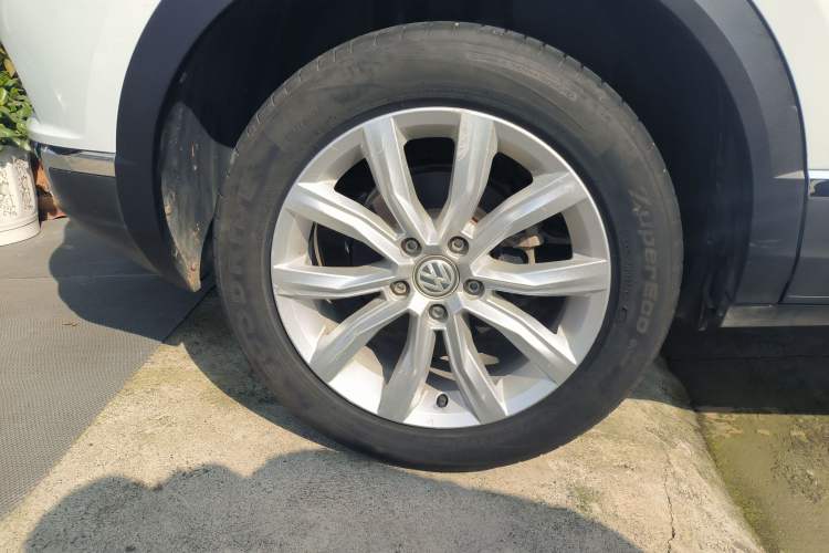 Used Volkswagen T-ROC 2020 280TSI DSG Two-Wheel-Drive Elite Version
