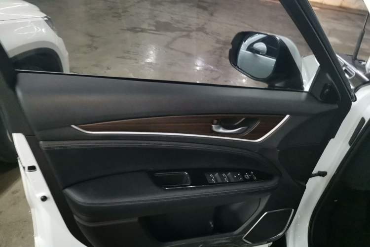 Used Honda Avancier 2017 240TURBO Two-Wheel Drive Luxury Edition
