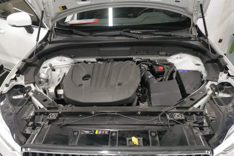 Used Volvo XC60 2025 B5 4x4 Smart Luxury Edition
