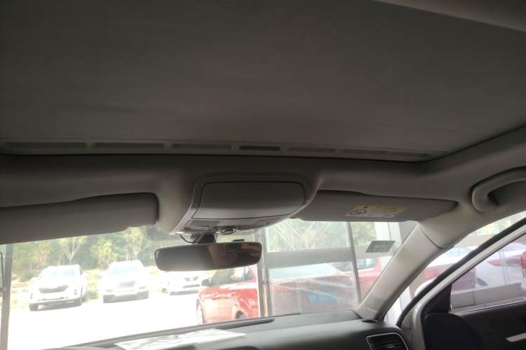 Used Volkswagen Sagitar 2018 1.6L Manual Comfort Model