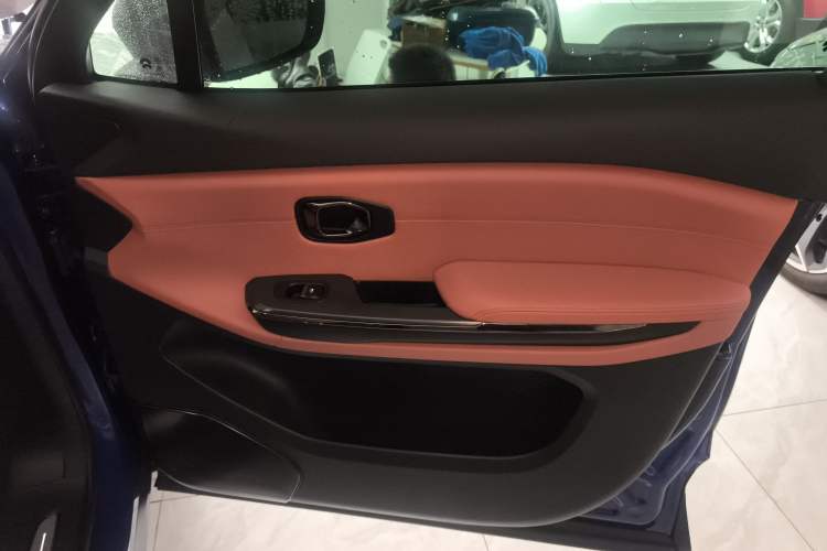 Used Nio EC6 2020 465 km Sport Edition
