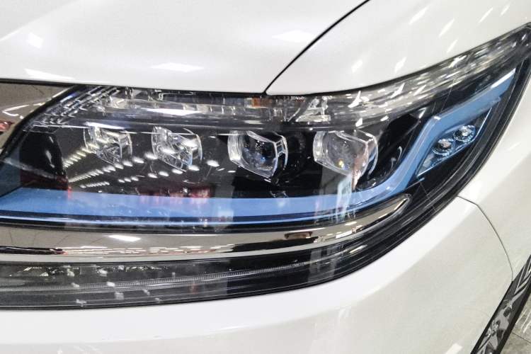 Used Honda Elysion 2019 2.0L Hybrid Luxury Edition
