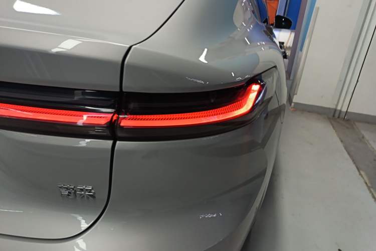 Used Nio ET7 2024 75 kWh Executive Edition