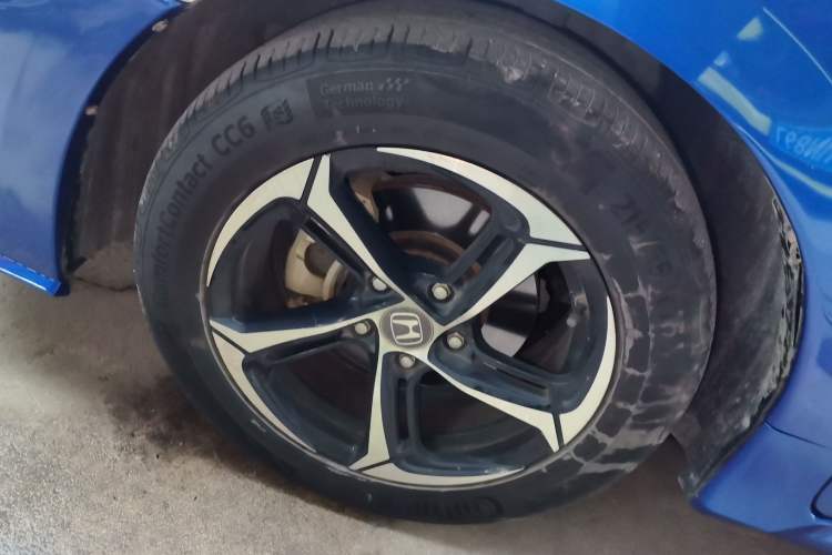 Used Honda Civic 2016 220TURBO CVT Luxury Edition
