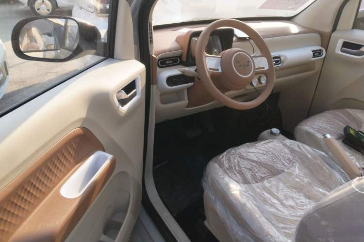 Used Wuling Hongguang MINIEV 2024 3rd Generation 215km Youth Edition
