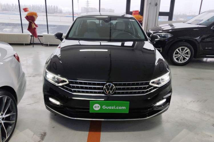 Used Volkswagen Magotan 2023 2 Million Units Commemorative Edition 330TSI DSG Luxury Version
