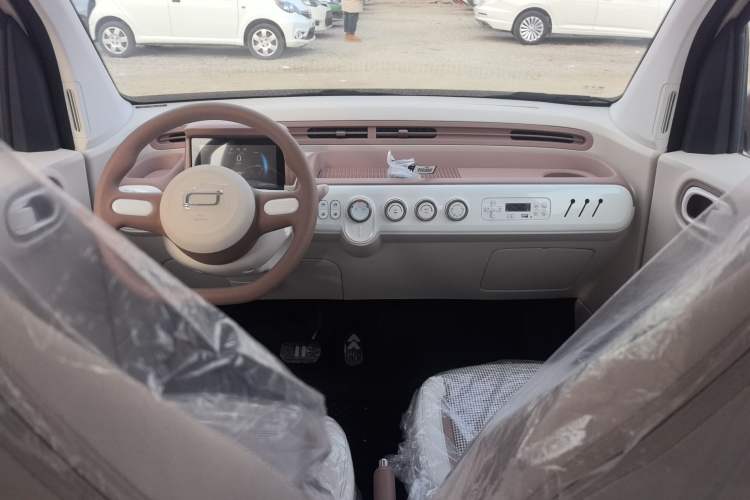 Used Bestune Pony 2026 222km Colorful Horse