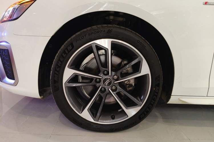 Used Audi A4L 2024 40 TFSI Fashion Dynamic Model