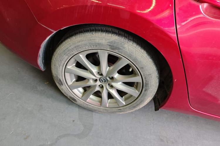 Used Mazda Atenza 2014 2.0L Blue Sky Luxury Edition
