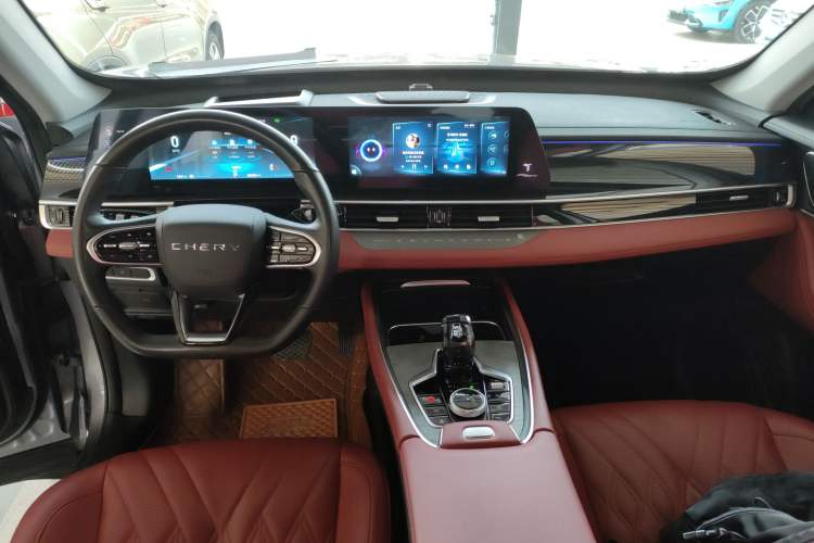 Used Chery Tiggo 7 PLUS 2023 1.6 TGDI DCT Flagship Version