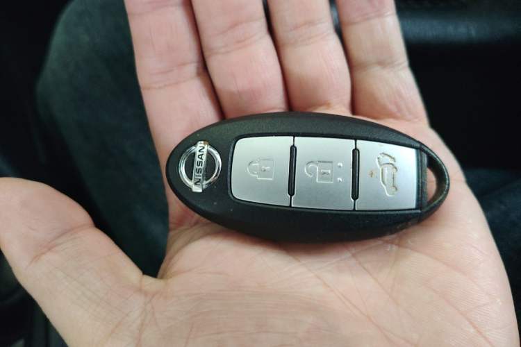 Used Nissan X-Trail 2014 2.5L CVT Luxury Edition 4WD