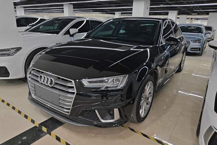 Used Audi A4L 2019 40 TFSI Fashion Edition China VI Emission Standard