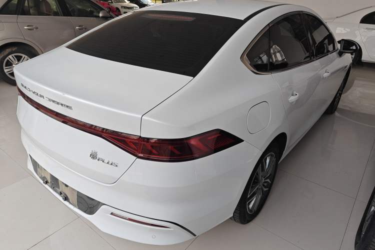 Used BYD Qin PLUS 2024 Honor Edition EV 510KM Leading Model
