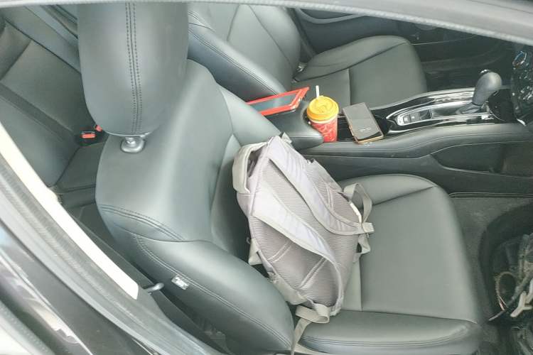 Used Honda Vezel 2015 1.5L CVT two-wheel drive Comfort trim