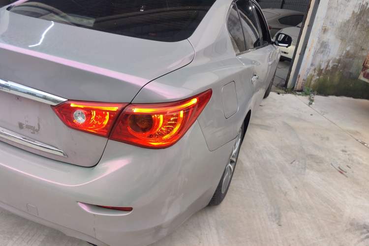 Used Infiniti Q50L 2015 2.0T Enjoyment Edition
