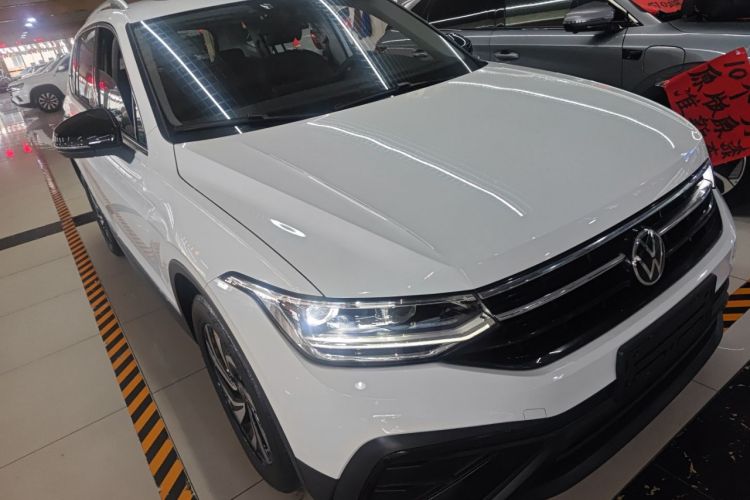 Used Volkswagen Tiguan L 2024 300TSI Automatic Two-Wheel Drive Smart Edition
