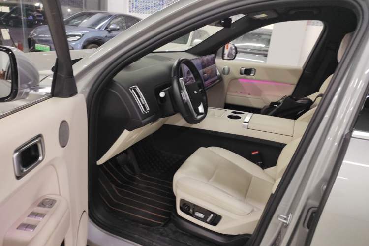 Used Li Auto L7 2023 Max model
