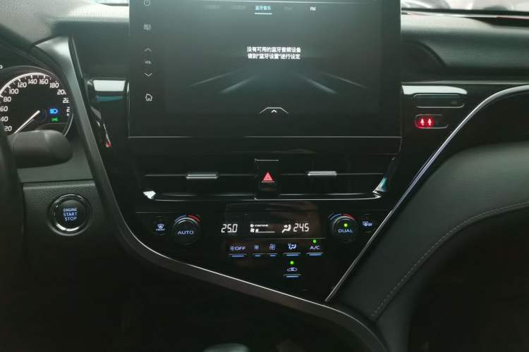 Used Toyota Camry 2021 2.0G Luxury Edition
