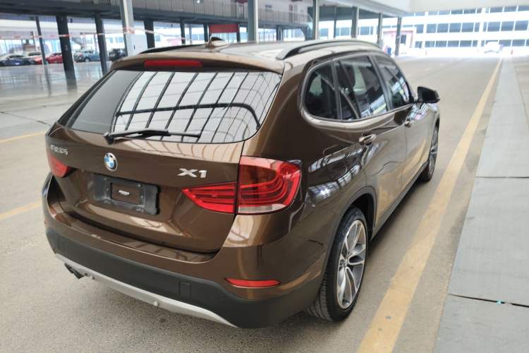 Used BMW X1 2015 sDrive18i Leading Edition