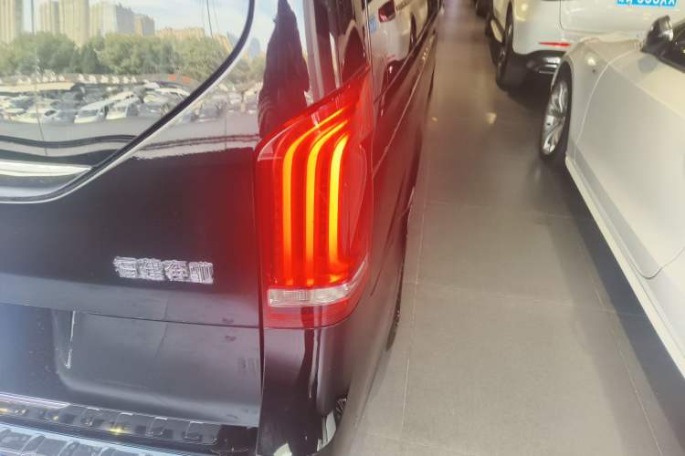 Used Mercedes-Benz V-Class 2020 V 260 L Long-wheelbase Luxury Edition
