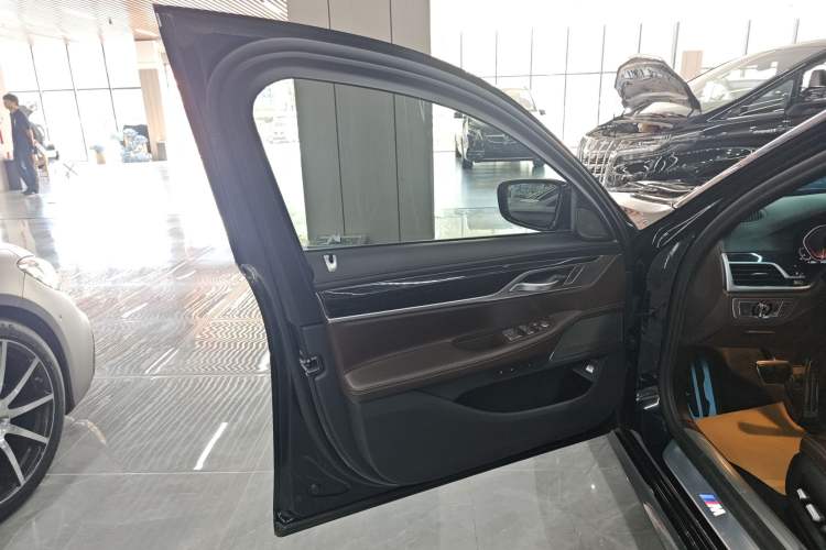 Used BMW 7 Series 2019 Restyled 730Li M Sport Package
