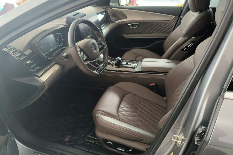 Used BYD Han 2023 EV Champion Edition 605KM Front-Drive Premium Model
