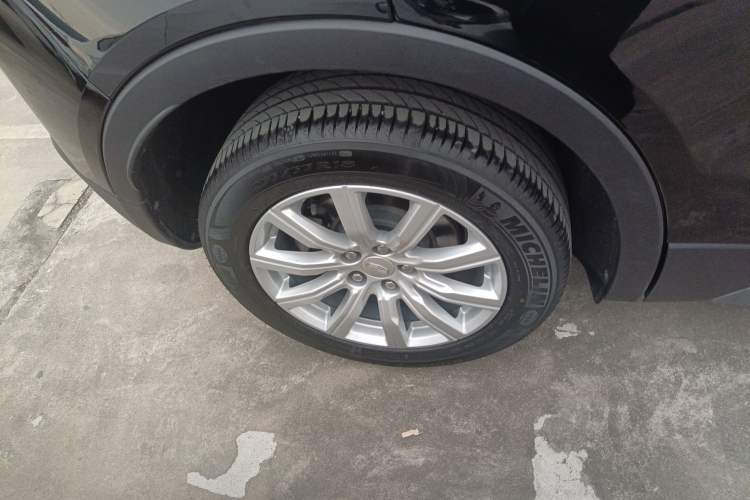 Used Cadillac XT4 2018 28T Two-Wheel Drive Leading Version