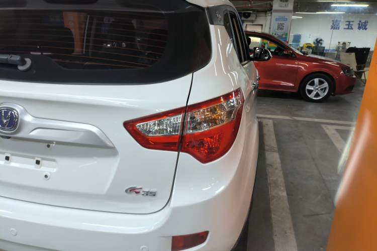 Used Changan CS35 2015 1.6L Manual Luxury Model China IV Standard
