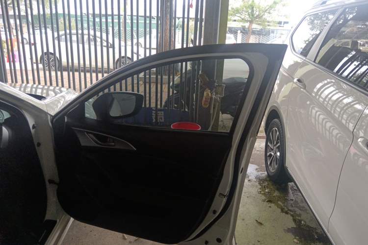 Used Mazda Mazda 3 Axela 2017 Sedan 1.5L Automatic Comfort Model Emission Standard China V
