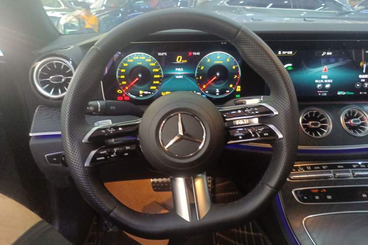 Used Mercedes-Benz E-Class 2023-Year Restyled E 300 Coupe
