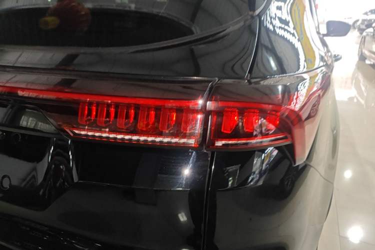 Used JETOUR X70 PLUS 2023 1.5T DCT Brave PLUS 5-Seater