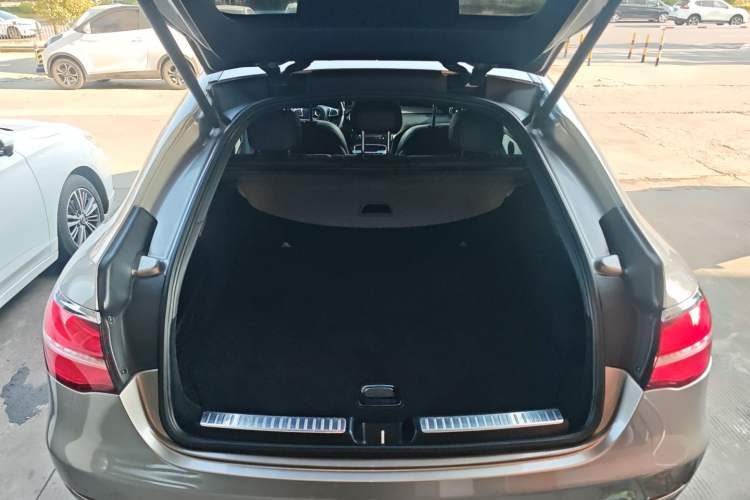 Used Mercedes-Benz GLC Coupe AMG 2017 AMG GLC 43 4MATIC Coupe SUV
