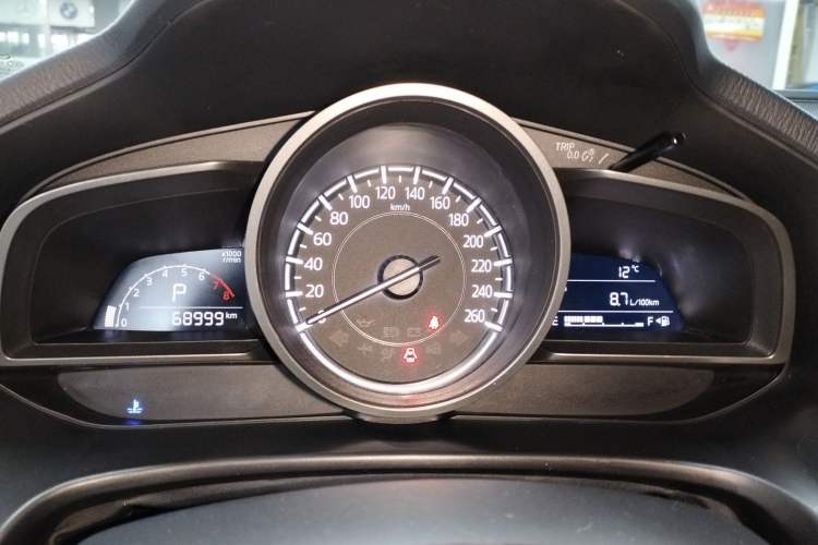 Used Mazda Mazda 3 Axela 2017 Hatchback 1.5L Automatic Luxury Model Emission Standard China V