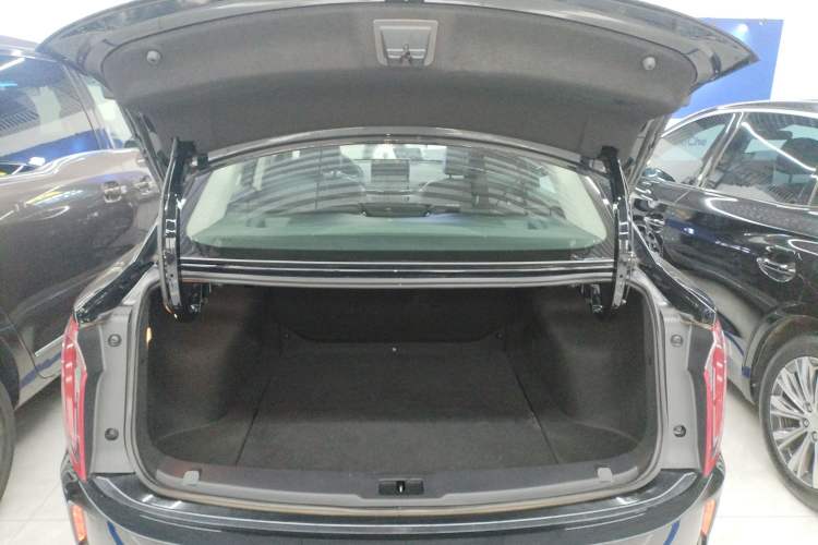 Used Hongqi E-QM5 2021 Charging T3 Version 5 Seats
