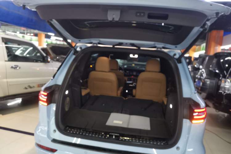 Used Li Auto ONE 2021 Extended-Range 6-Seater Version
